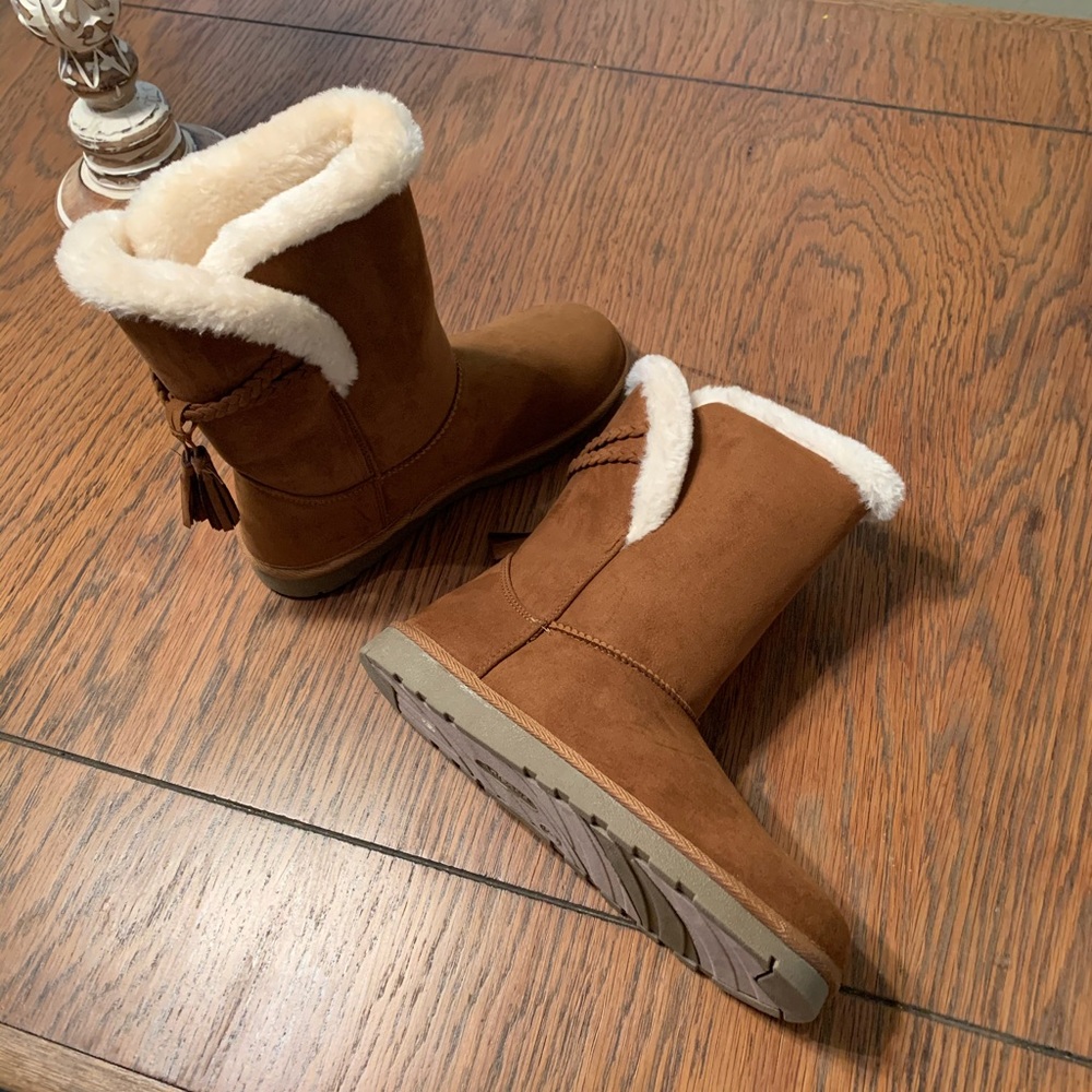 Arizona Boots NWOT